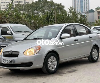 Hyundai Accent MT 2010 - Cần bán lại xe Hyundai Accent MT năm 2010, màu bạc, xe nhập, 130 triệu