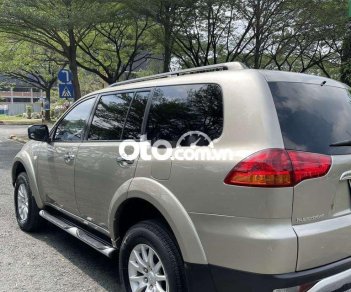 Mitsubishi Pajero Sport 2011 - Bán Mitsubishi Pajero Sport 2.4 Diesel 4x2 AT sản xuất năm 2011, xe nhập