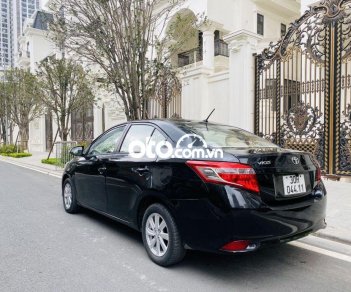 Toyota Vios E 2015 - Bán Toyota Vios E năm sản xuất 2015, màu đen số sàn, giá chỉ 295 triệu