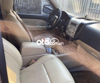 Ford Everest 2008 - Bán Ford Everest MT sản xuất 2008, giá 300tr