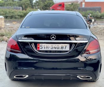 Mercedes-Benz AMG 2021 - Siêu lướt Mercedes Benz C300 AMG 2021 đen/ nâu - Xe mới 99,99%