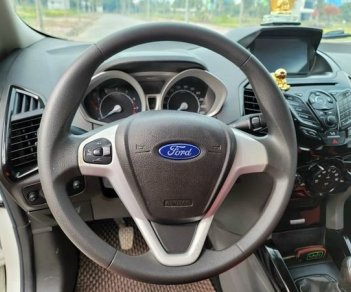 Ford EcoSport 1.5L MT 2015 - Cần bán gấp Ford EcoSport 1.5L MT sản xuất năm 2015, màu trắng  