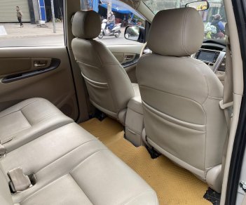 Toyota Innova 2.0G 2015 - Bán Toyota Innova 2.0G sản xuất cuối 2015