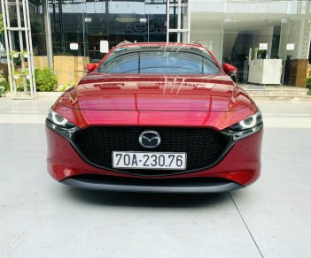 Mazda 3 2019 - Bán Mazda 3 hatchback năm sản xuất 2019 màu đỏ xe chủ đi giữ gìn nhìn như xe mới, nguồn gốc rõ ràng, bao rút gốc hồ sơ, sang tên/ủy quyền vô tư