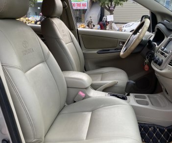 Toyota Innova 2.0G 2015 - Bán Toyota Innova 2.0G sản xuất cuối 2015