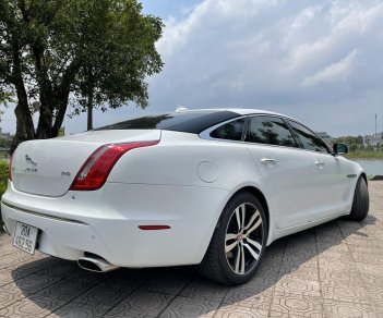 Jaguar 2013 - Cần bán lại xe Jaguar XJL 3.0 Supercharged sản xuất năm 2013, nhập Anh cực mới