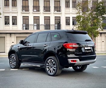 Ford Everest Titanium 2.0L 4WD 2021 - Bán gấp Ford Everest Titanium sản xuất 2021,màu đen, nhập khẩu giá chỉ 1 tỷ 260tr, rẻ hơn xe mới 150 triệu