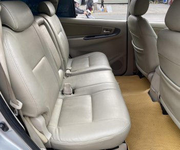 Toyota Innova 2.0G 2015 - Bán Toyota Innova 2.0G sản xuất cuối 2015