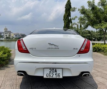 Jaguar 2013 - Cần bán lại xe Jaguar XJL 3.0 Supercharged sản xuất năm 2013, nhập Anh cực mới