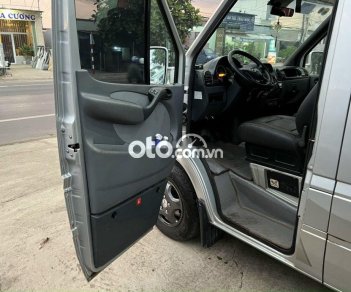 Mercedes-Benz Sprinter 2010 - Cần bán xe Mercedes năm sản xuất 2010, màu bạc, giá 200tr