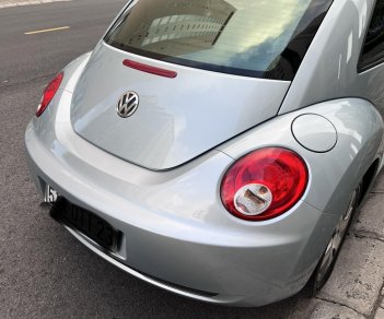 Volkswagen New Beetle 2009 - Xe Volkswagen New Beetle sản xuất năm 2009. Xe đăng ký lăn bánh vào cuối tháng 12/2010