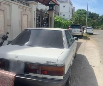 Toyota Camry MT 1987 - Bán Toyota Camry MT sản xuất năm 1987, màu trắng số sàn giá cạnh tranh