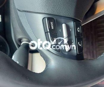 Hyundai Elantra  2.0  2020 - Cần bán lại xe Hyundai Elantra 2.0 năm sản xuất 2020, giá 630tr