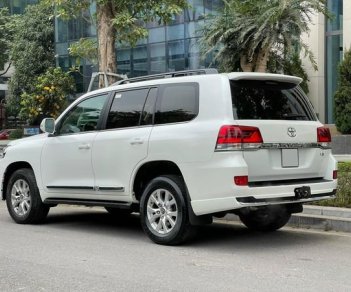 Toyota Land Cruiser VX 4.6 V8 2016 - Bán Toyota Land Cruiser VX 4.6 V8 năm 2016, màu trắng