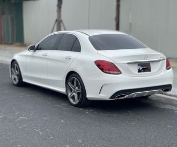 Mercedes-Benz C 250 AMG 2015 - Bán Mercedes C250 AMG năm 2015, màu trắng