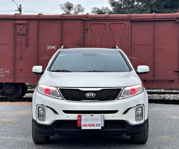 Kia Sorento CRDi 2016 - Bán ô tô Kia Sorento CRDi năm sản xuất 2016, màu trắng, giá 700tr