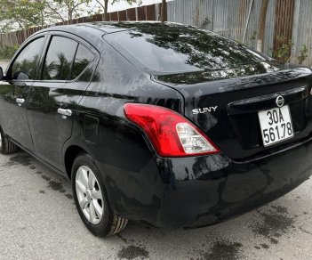 Nissan Sunny 2014 - Cần bán Nissan Sunny sản xuất 2014 xe gia đình số tự động 298 tr