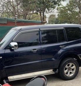 Mitsubishi Pajero 3.0 V6 2004 - Bán Mitsubishi Pajero 3.0 V6 sản xuất 2004, màu đen, nhập khẩu nguyên chiếc, giá 180tr