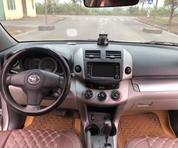 Toyota RAV4 Limited 2007 - Xe Toyota RAV4 Limited sản xuất năm 2007, màu bạc, xe nhập