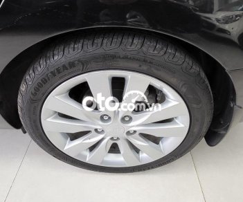 Kia Forte 2013 - Cần bán Kia Forte 1.6AT năm sản xuất 2013, màu đen, giá tốt