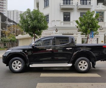 Mitsubishi Triton 2019 - Cần bán Mitsubishi Triton sản xuất 2019 tự động 1 cầu chạy 38.000 km cực mới