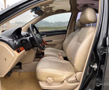Chevrolet Aveo 2014 - Cần bán gấp Chevrolet Aveo sản xuất 2014 LTZ số tự động xe gia đình giá chỉ 240tr