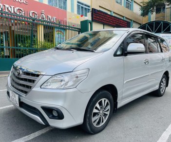 Toyota Innova 2016 - Cần ra đi Innova bản E 2016, bản full, số sàn, chất xe còn mới.