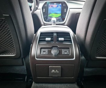 VinFast LUX A2.0 Tiêu chuẩn 2021 - Vinfast Lux A 2.0AT Base 2021 cực lướt 9,000km