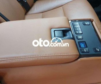 Toyota Camry  2.5Q 2019 - Bán Toyota Camry 2.5Q năm sản xuất 2019, màu đen, giá 960tr