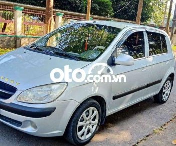 Hyundai Getz MT 2009 - Bán xe Hyundai Getz MT sản xuất năm 2009, màu bạc số sàn, giá 145tr