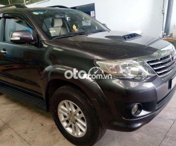 Toyota Fortuner  2.5 G 2014 - Cần bán lại xe Toyota Fortuner 2.5 G năm sản xuất 2014, màu xám xe gia đình