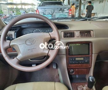 Toyota Camry 3.0V 2001 - Cần bán lại xe Toyota Camry 3.0V năm 2001, nhập khẩu số sàn