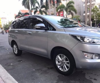 Toyota Innova 2018 - Bán ô tô Toyota Innova sản xuất 2018, màu bạc, giá tốt