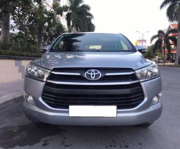 Toyota Innova 2018 - Bán ô tô Toyota Innova sản xuất 2018, màu bạc, giá tốt