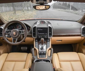 Porsche Cayenne 2016 - Model 2017