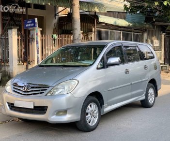 Toyota Innova 2009 - Bán Toyota Innova G đời 2009, màu bạc rất mới, xe tốt, thiện chí thương lượng