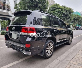 Toyota Land Cruiser    VX 4.6 V8 2016 - Cần bán xe Toyota Land Cruiser VX 4.6 V8 năm sản xuất 2016, màu đen 