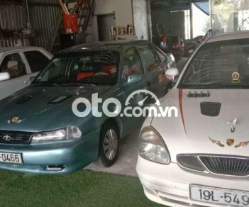 Daewoo Nubira 2.0 2002 - Cần bán lại xe Daewoo Nubira 2.0 sản xuất 2002, màu trắng