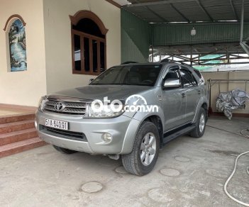 Toyota Fortuner   2.5G  2010 - Bán ô tô Toyota Fortuner 2.5G năm sản xuất 2010, màu bạc số sàn