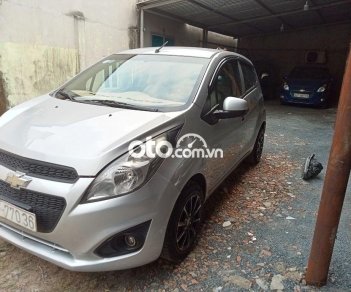 Chevrolet Spark MT 2016 - Cần bán lại xe Chevrolet Spark MT năm sản xuất 2016, màu bạc 