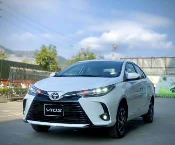 Toyota Vios 2022 - Bán xe Toyota Vios 1.5E MT năm 2022, màu trắng, xe đẹp và nhiều chương trình khuyến mãi hấp dẫn nhất năm, hứa hẹn sẽ là sự lựa chọn tối ưu nhất trong phân khúc