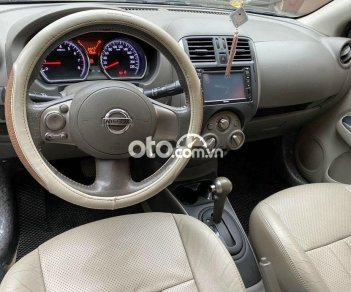 Nissan Sunny 1.5AT 2015 - Cần bán Nissan Sunny 1.5AT năm sản xuất 2015, màu đen  