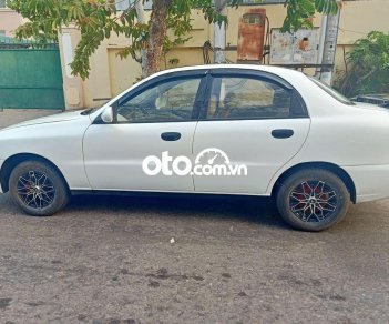 Daewoo Lanos MT 2003 - Bán ô tô Daewoo Lanos MT sản xuất năm 2003, màu trắng