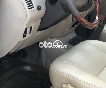 Toyota Innova 2.0G 2008 - Cần bán gấp Toyota Innova 2.0G sản xuất năm 2008, màu bạc