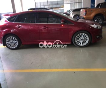 Ford Focus AT 2018 - Bán xe Ford Focus AT năm 2018, màu đỏ, giá chỉ 600 triệu