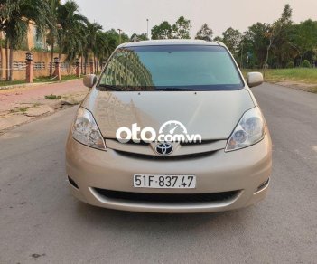 Toyota Sienna 2007 - Bán Toyota Sienna sản xuất năm 2007, màu ghi vàng, còn mới