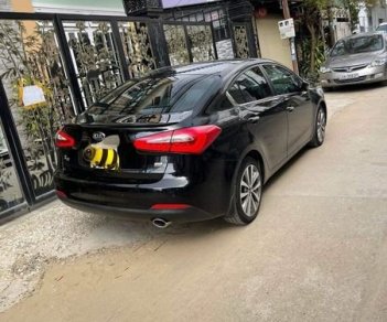 Kia K3 2.0 2015 - Bán xe Kia K3 2.0 sản xuất năm 2015, màu đen, giá 465tr