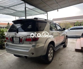 Toyota Fortuner   2.5G  2010 - Bán ô tô Toyota Fortuner 2.5G năm sản xuất 2010, màu bạc số sàn