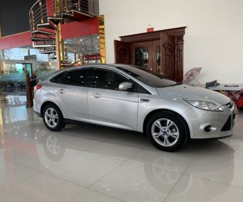 Ford Focus 2013 - Màu bạc