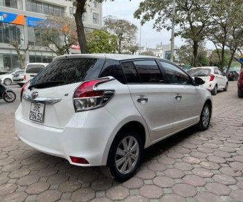 Toyota Yaris AT 2017 - Cần bán Toyota Yaris AT sản xuất 2017, màu trắng, 555 triệu